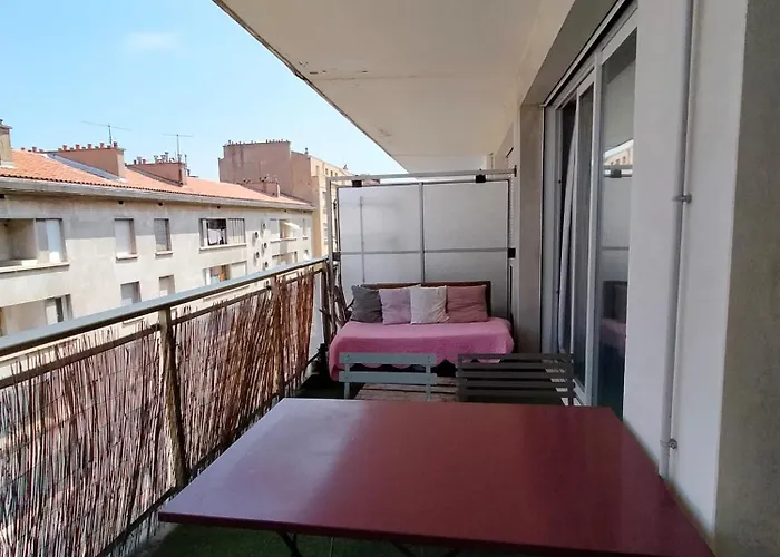 Appartement Grand , Proche Port *